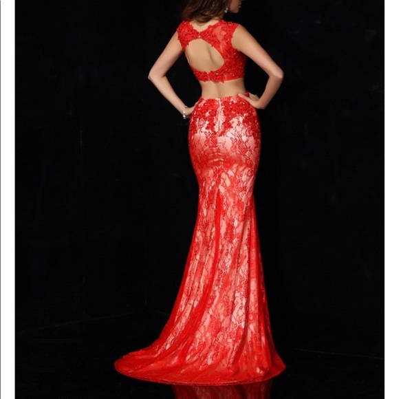 Red 2 piece dress - Picture 2 of 3